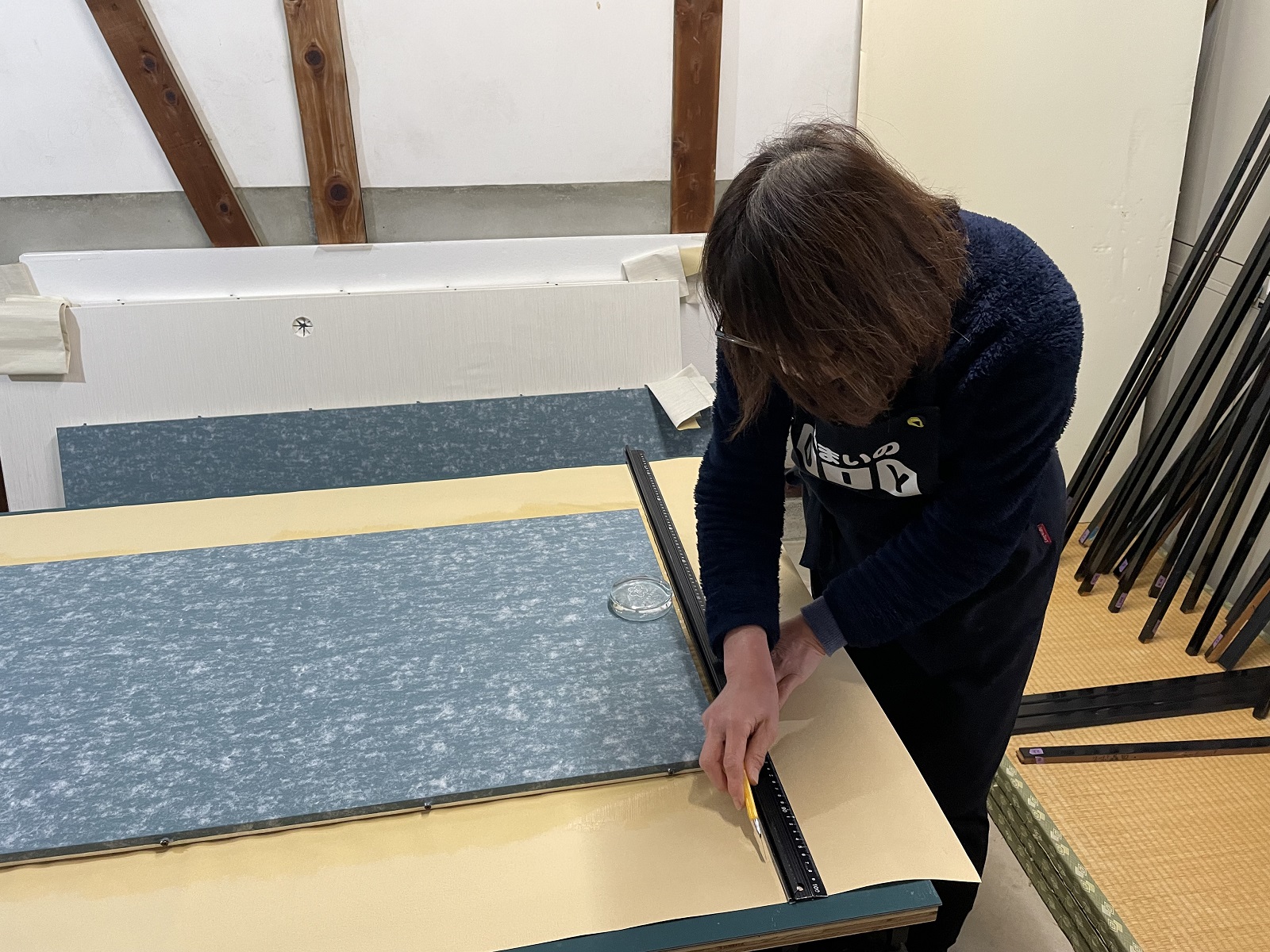 安城市の襖・障子・網戸・畳の張替え　手張り表具職人の店 和紙屋（かずしや）安城北店