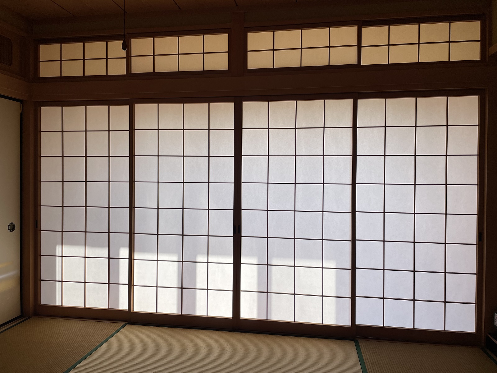 安城市の襖・障子・網戸・畳の張替え　手張り表具職人の店 和紙屋（かずしや）安城北店