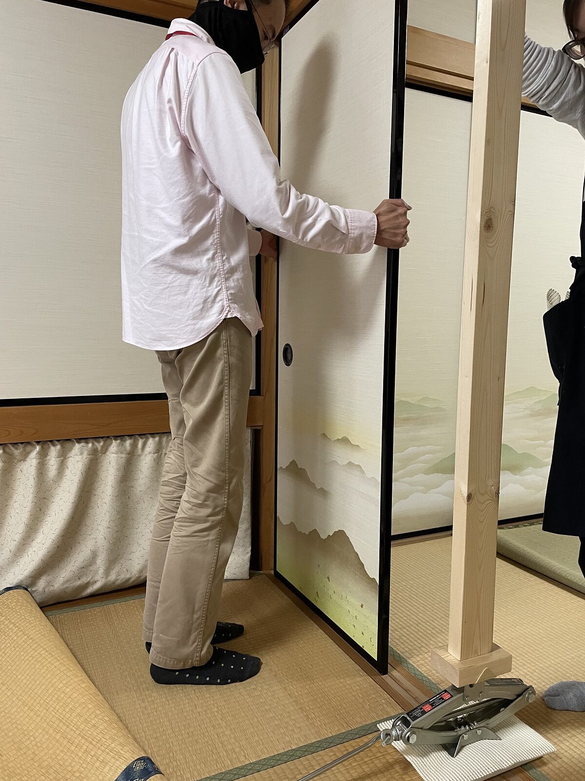 安城市の襖・障子・網戸・畳の張替え　手張り表具職人の店 和紙屋（かずしや）安城北店