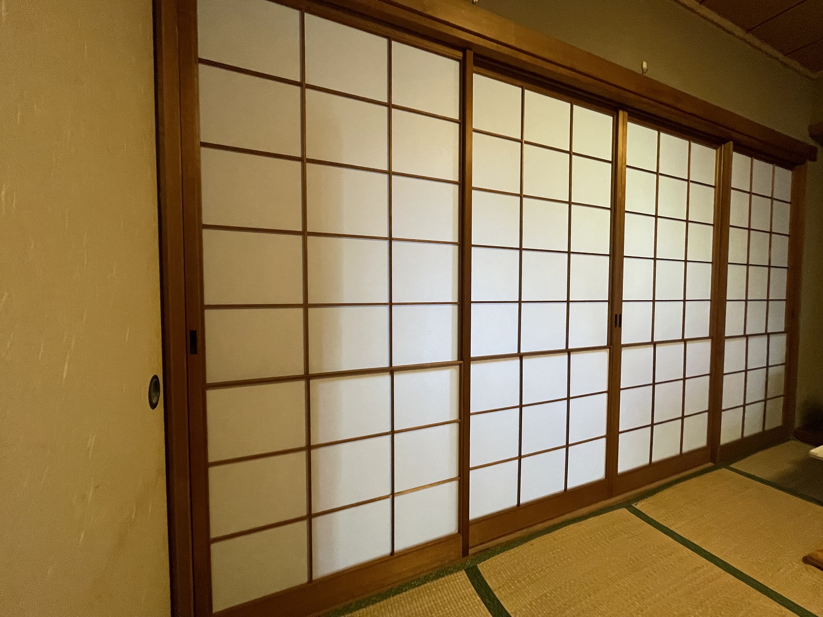 Y.I様　感じの良い御夫婦で、安心感があり良かったです。 小さな事を相談できるので、これからもよろしくお願いします。|安城市の襖・障子・網戸・畳の張替え　手張り表具職人の店 和紙屋（かずしや）安城北店