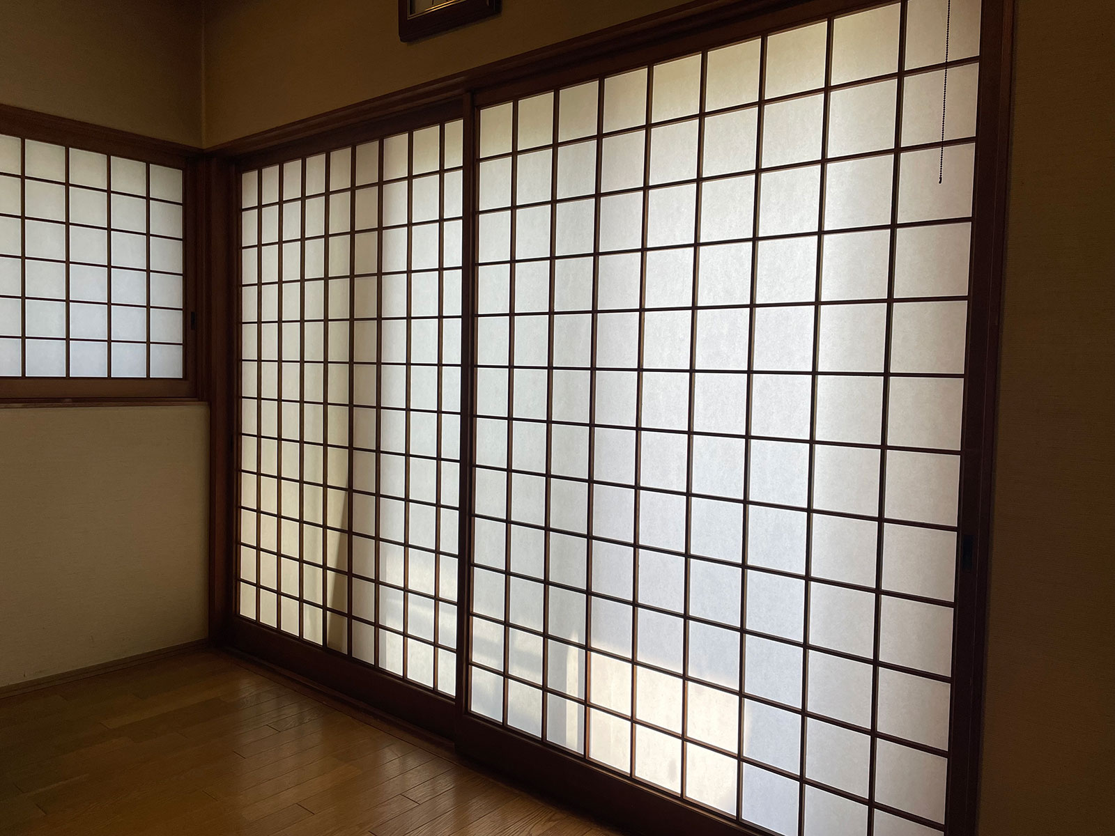 安城市の襖・障子・網戸・畳の張替え 手張り表具職人の店 和紙屋(かずしや)安城北店