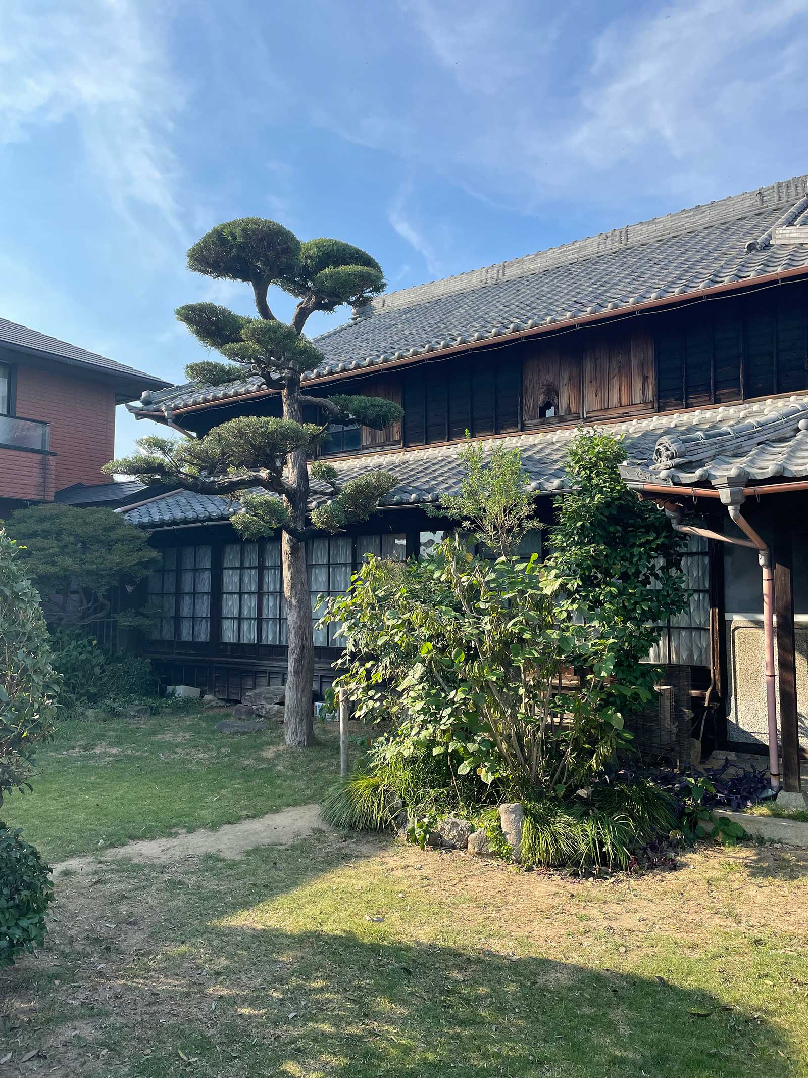 安城市の襖・障子・網戸・畳の張替え 手張り表具職人の店 和紙屋(かずしや)安城北店