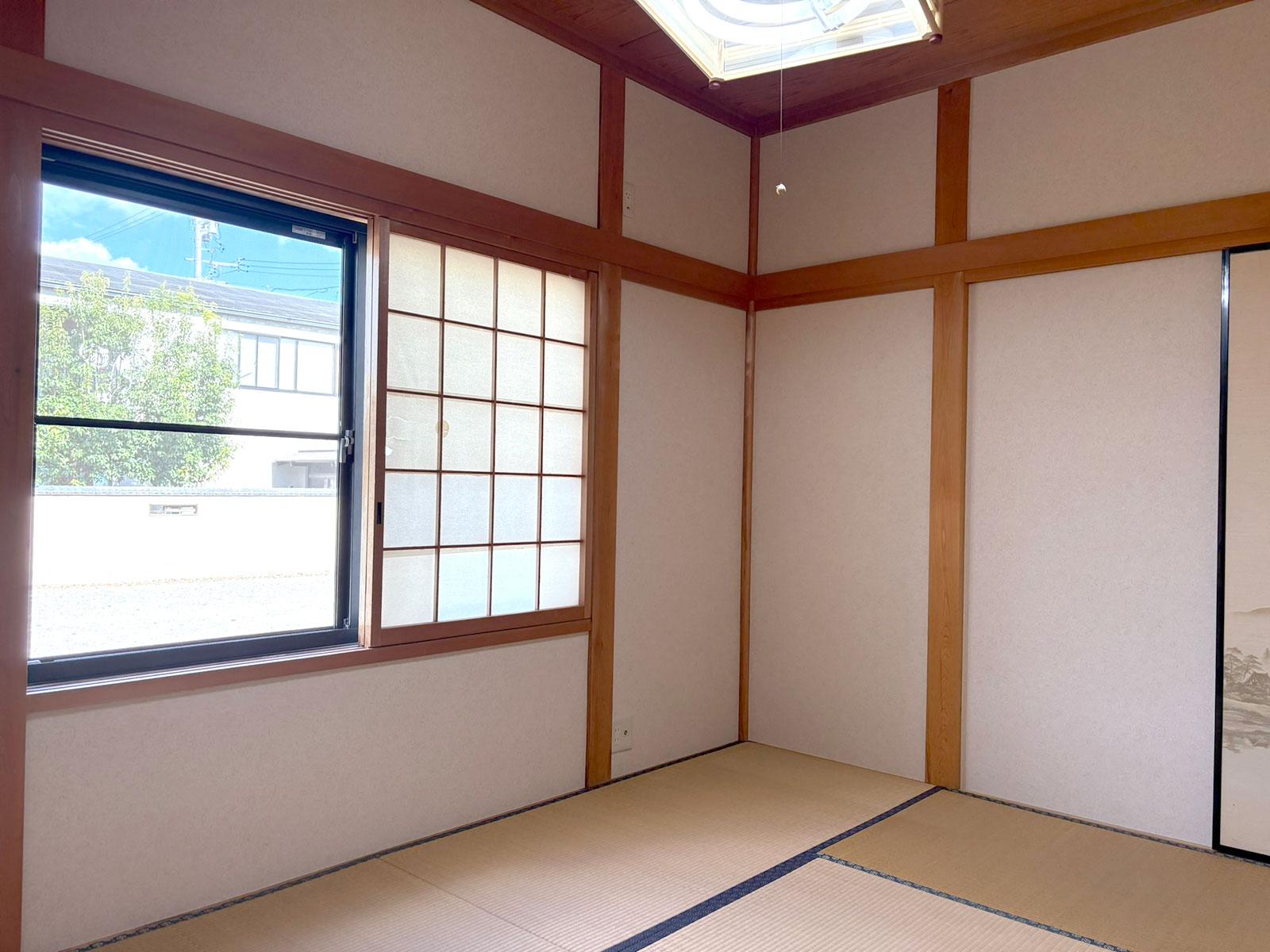 安城市の襖・障子・網戸・畳の張替え　手張り表具職人の店 和紙屋（かずしや）安城北店