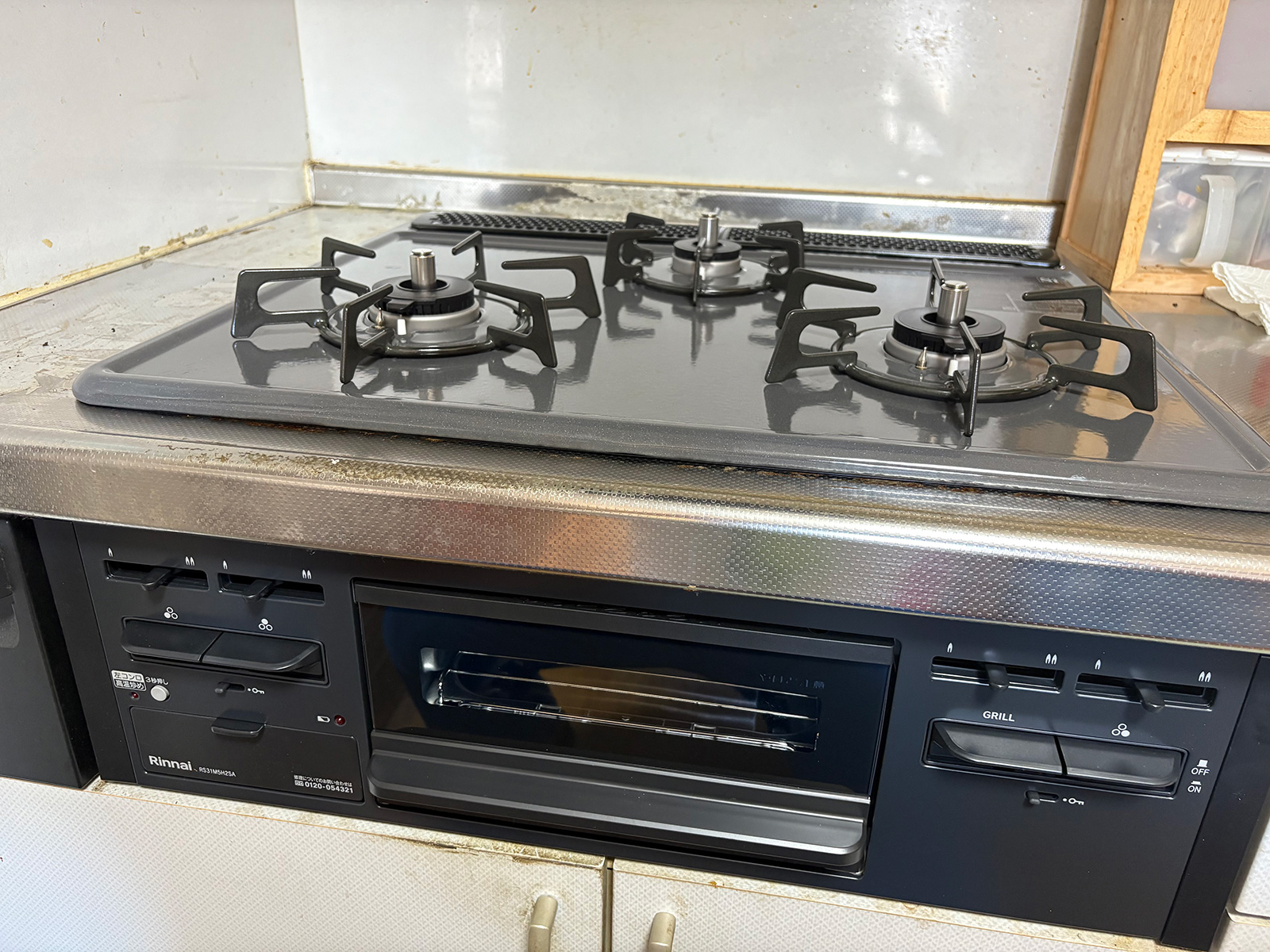 安城市の襖・障子・網戸・畳の張替え　手張り表具職人の店 和紙屋（かずしや）安城北店