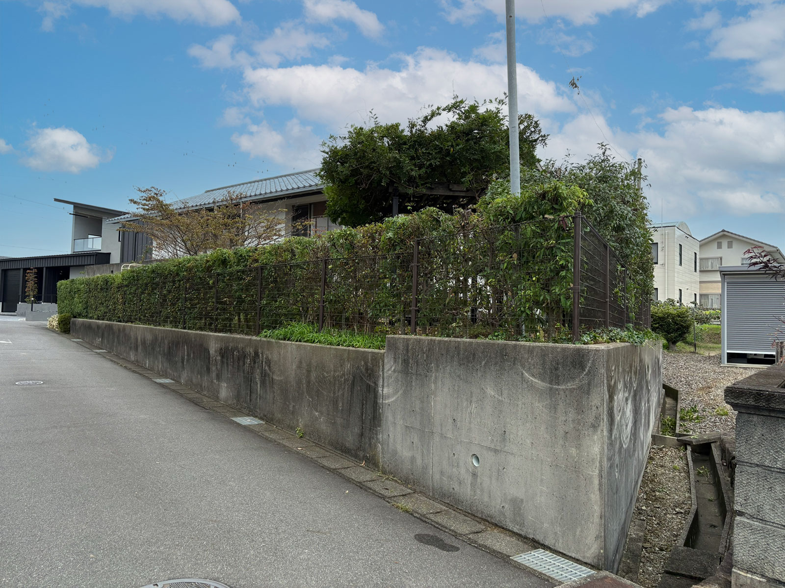 安城市の襖・障子・網戸・畳の張替え　手張り表具職人の店 和紙屋（かずしや）安城北店