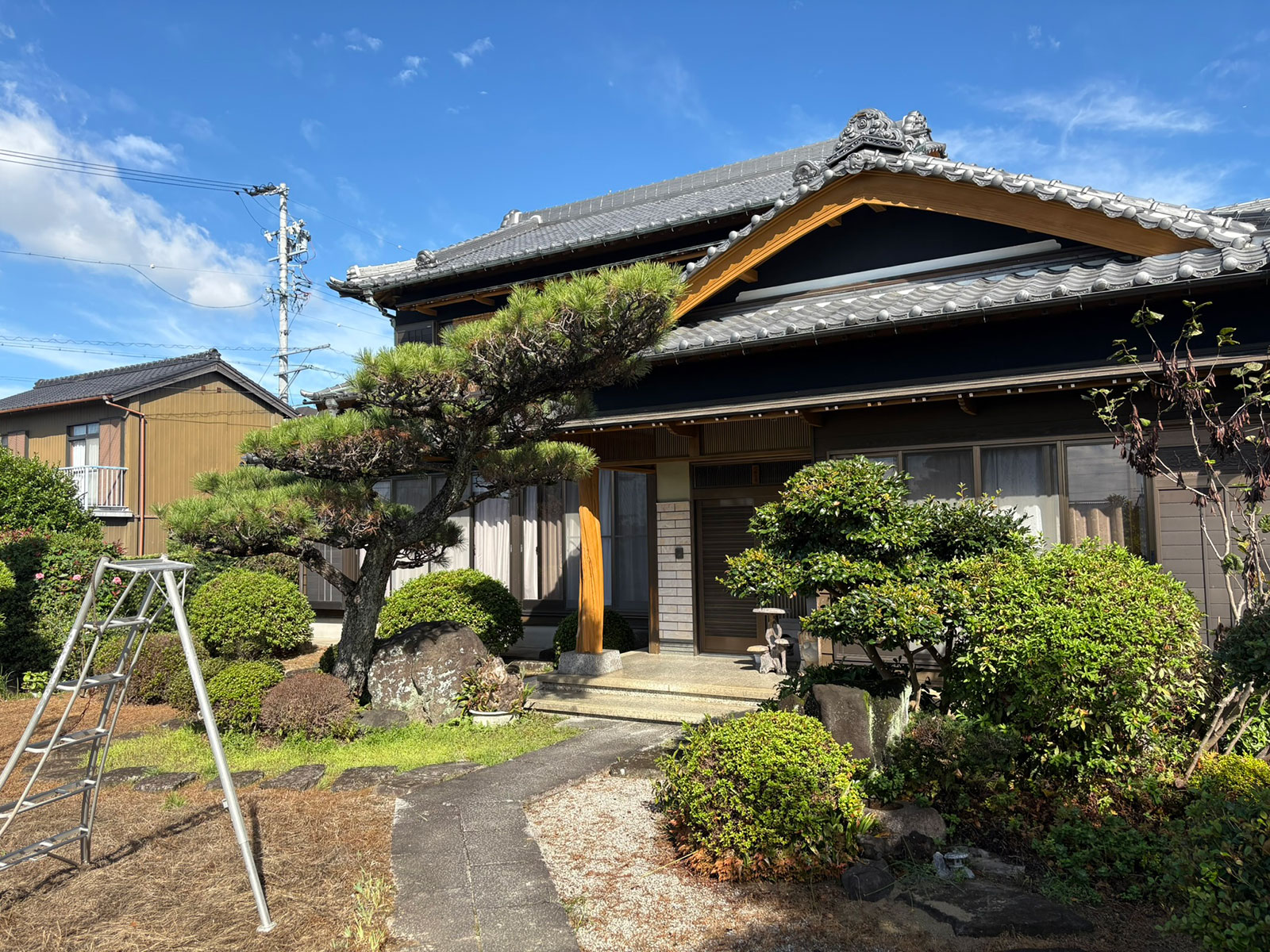 安城市の襖・障子・網戸・畳の張替え　手張り表具職人の店 和紙屋（かずしや）安城北店