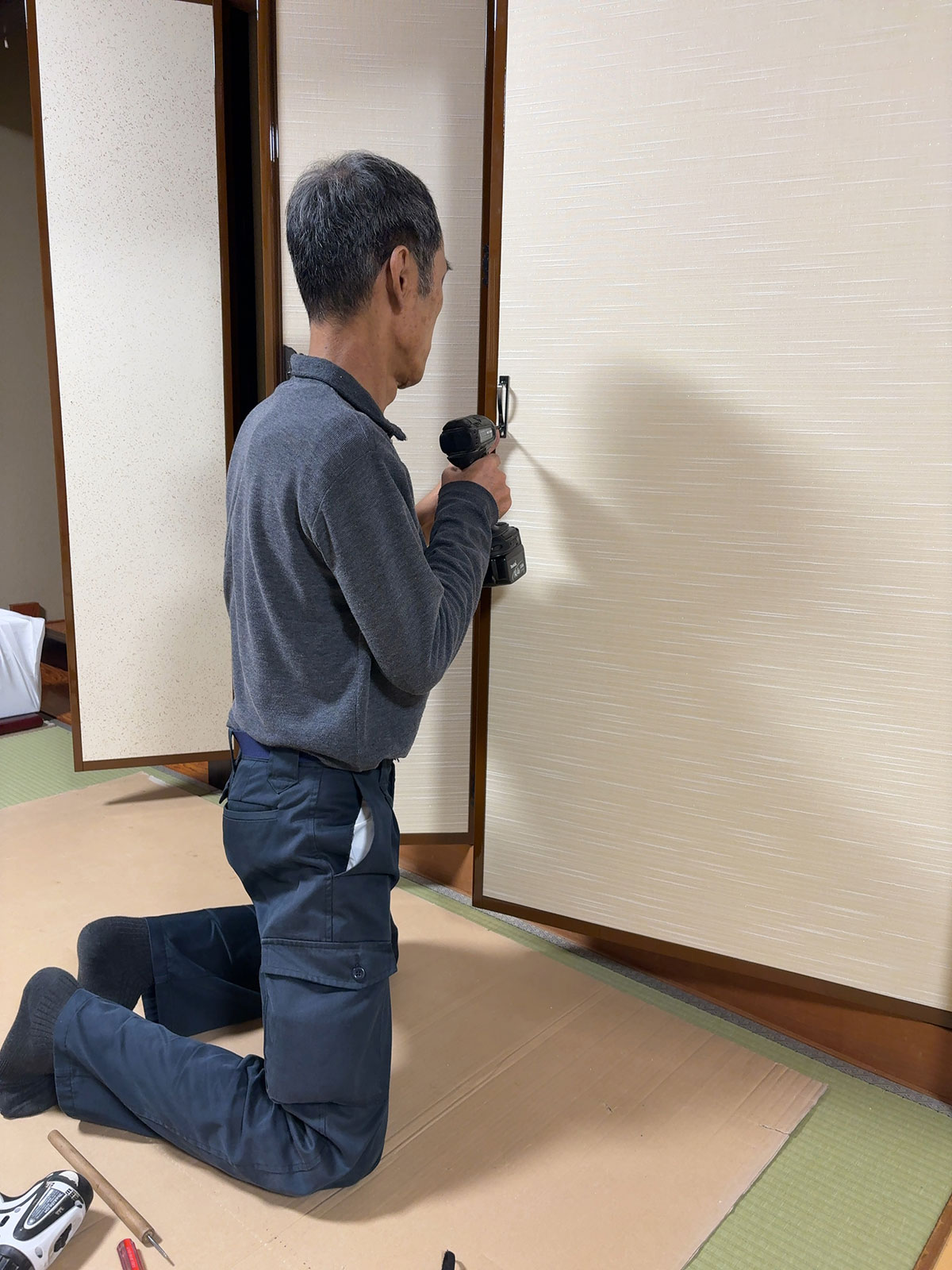 安城市の襖・障子・網戸・畳の張替え　手張り表具職人の店 和紙屋（かずしや）安城北店