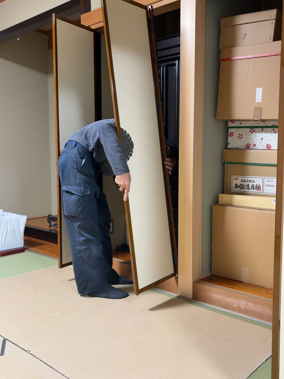 安城市の襖・障子・網戸・畳の張替え　手張り表具職人の店 和紙屋（かずしや）安城北店