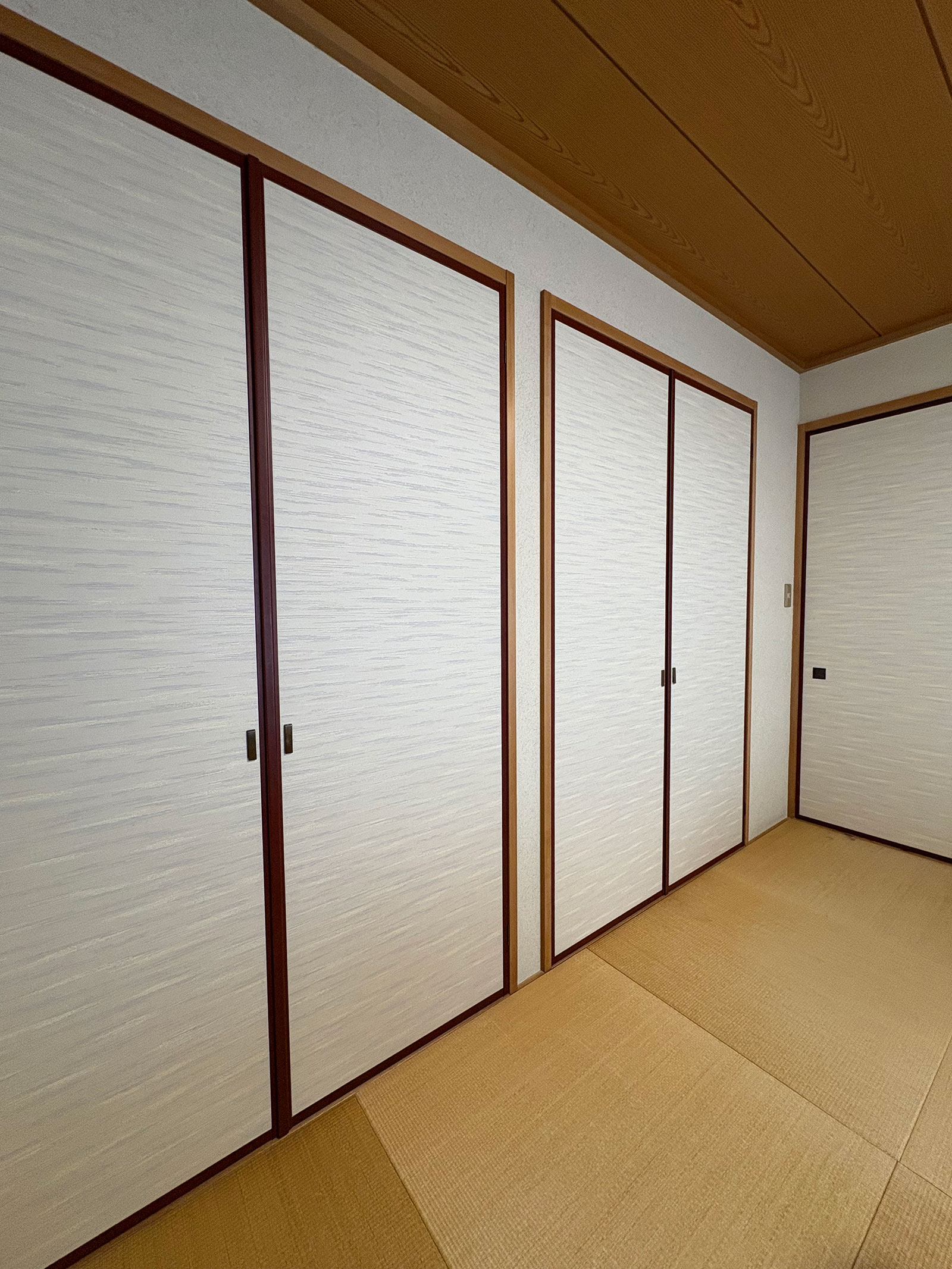 安城市　S様邸　丈長の襖と巾広の障子の張替え|安城市の襖・障子・網戸・畳の張替え　手張り表具職人の店 和紙屋（かずしや）安城北店