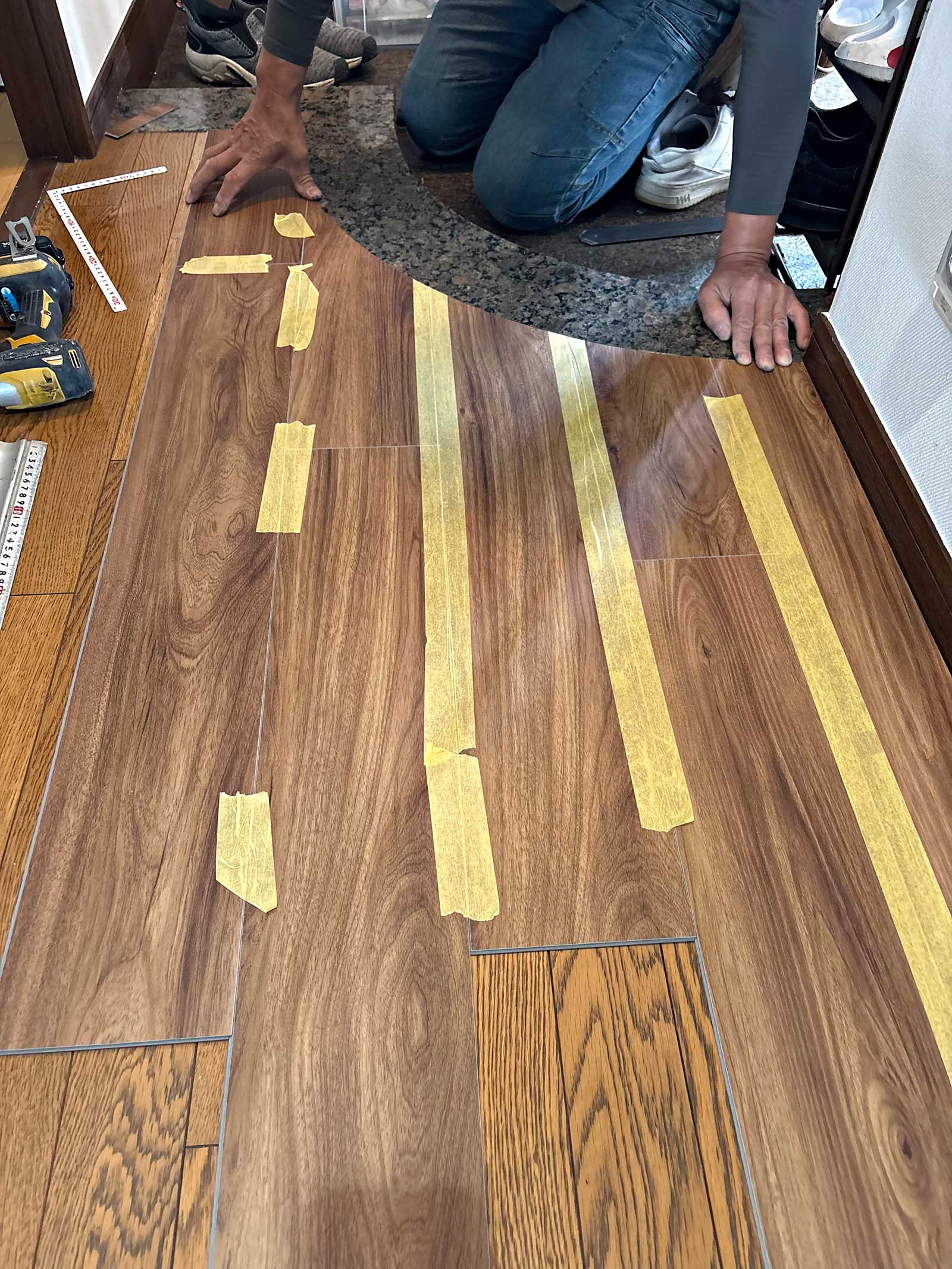 安城市の襖・障子・網戸・畳の張替え　手張り表具職人の店 和紙屋（かずしや）安城北店