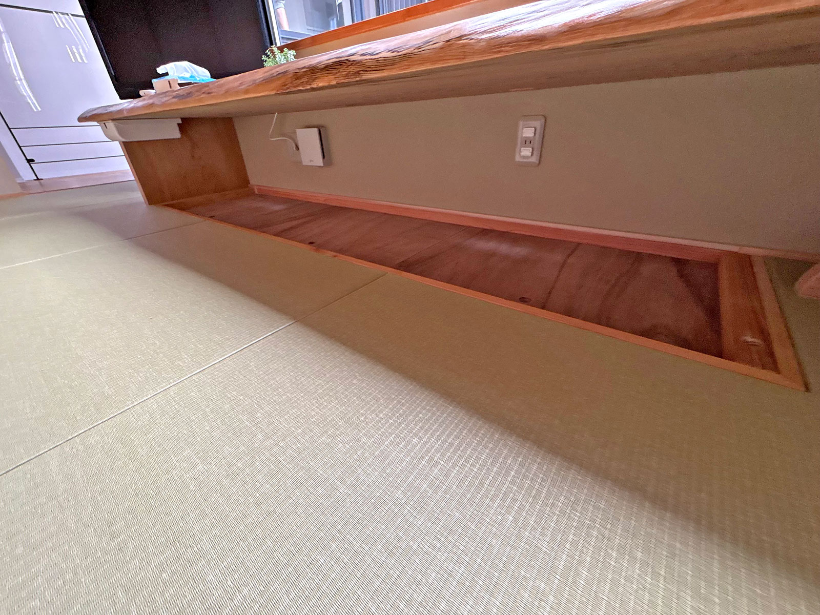 安城市の襖・障子・網戸・畳の張替え　手張り表具職人の店 和紙屋（かずしや）安城北店