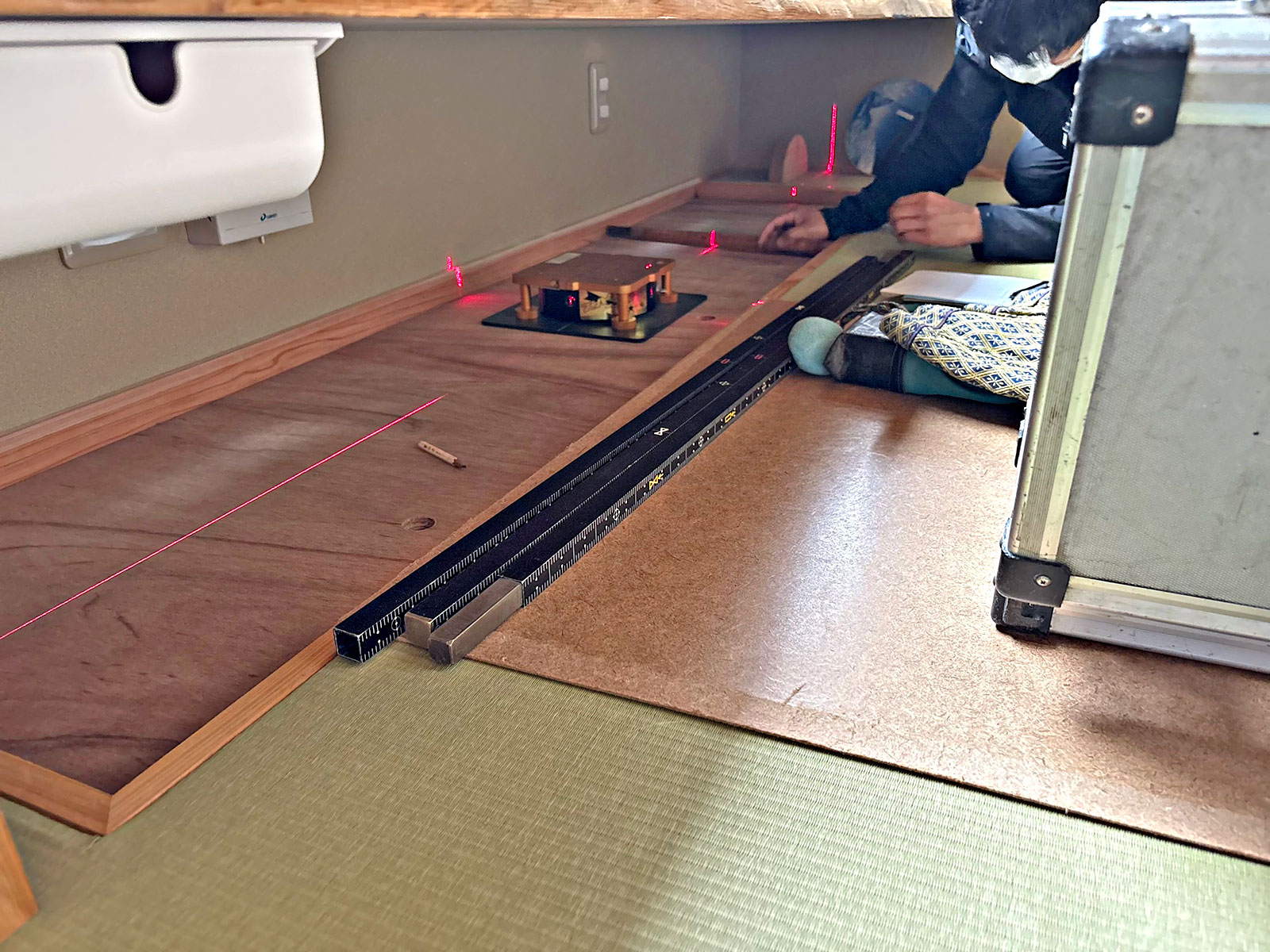 安城市の襖・障子・網戸・畳の張替え　手張り表具職人の店 和紙屋（かずしや）安城北店
